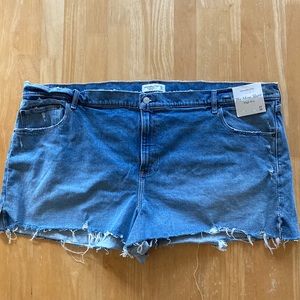 Abercrombie and Fitch women’s high rise mom shorts